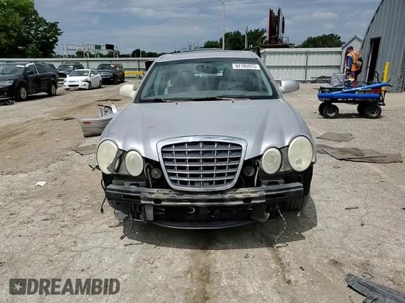 ✅ 2005 Kia Amanti • VIN: KNALD124655069032 • Лот: 62185975. Опубликован ранее на Copart с пробегом 261 614 миль. Бесплатный доступ к архиву аукционных продаж из США и подробный отчёт об истории автомобиля на DreamBid. Изображение 14.