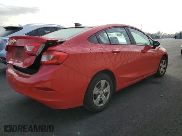 ✅ 2017 Chevrolet Cruze LS • VIN: 1G1BC5SMXH7160377 • Лот: 82420465. Опубликован ранее на Copart с пробегом 91 132 миль. Бесплатный доступ к архиву аукционных продаж из США и подробный отчёт об истории автомобиля на DreamBid. Изображение 3.