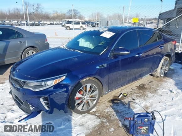 ✅ 2016 Kia Optima SXL Turbo • VIN: 5XXGV4L2XGG014565 • Лот: 41213545. Опубликован ранее на IAAI с пробегом 112 166 миль. Бесплатный доступ к архиву аукционных продаж из США и подробный отчёт об истории автомобиля на DreamBid. Изображение 2.
