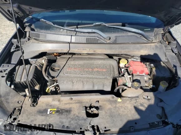 ✅ 2020 Jeep Compass Latitude • VIN: 3C4NJCBB6LT257786 • Lot: 91676265. Listed on Copart with 102,897 mi. Free auction sales archive from the USA and detailed vehicle history report at DreamBid. Image 12.