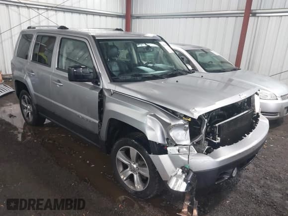 ✅ 2016 Jeep Patriot High Altitude • VIN: 1C4NJRFB0GD500582 • Lot: 42298262. Listed on IAAI with 117,643 mi. Free auction sales archive from the USA and detailed vehicle history report at DreamBid. Image 6.