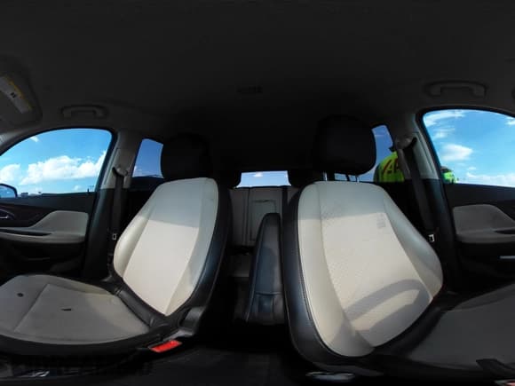 ✅ 2019 Buick Encore Sport Touring • VIN: KL4CJ1SB2KB949677 • Lot: 43096745. Listed on IAAI with 107,714 mi. Free auction sales archive from the USA and detailed vehicle history report at DreamBid. Image 18.