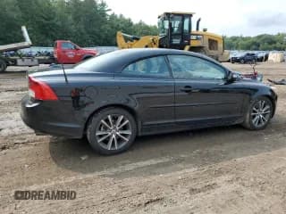 ✅ 2012 Volvo C70 T5 • VIN: YV1672MC7CJ129626 • Лот: 67675064. Опубликован ранее на Copart с пробегом 119 407 миль. Бесплатный доступ к архиву аукционных продаж из США и подробный отчёт об истории автомобиля на DreamBid. Изображение 3.