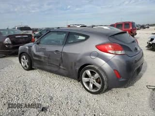 ✅ 2015 Hyundai Veloster • VIN: KMHTC6AD0FU232779 • Lot: 77739193. Wystawiony na Copart z przebiegiem 134 333 mil. Bezpłatny archiwum sprzedaży aukcyjnych z USA i szczegółowy raport historii pojazdu na DreamBid. Zdjęcie 2.