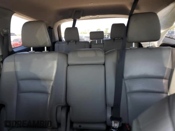 ✅ 2017 Honda Pilot Touring • VIN: 5FNYF6H92HB030802 • Лот: 67620635. Опубликован ранее на Copart с пробегом 251 017 миль. Бесплатный доступ к архиву аукционных продаж из США и подробный отчёт об истории автомобиля на DreamBid. Изображение 10.