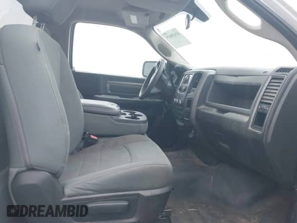 2016 Ram 1500 Tradesman z VIN 3C6JR6DT8GG257406, wystawiony jako IAAI lot #43430639 z przebiegiem 88 663 mil mil oraz . Historia ofert i sprzedaży dostępna na DreamBid. Obrazek 8.