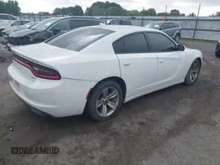 2016 Dodge Charger SXT z VIN 2C3CDXHG7GH187792, wystawiony jako IAAI lot #43273874 z przebiegiem 208 020 mil mil oraz . Historia ofert i sprzedaży dostępna na DreamBid. Obrazek 4.