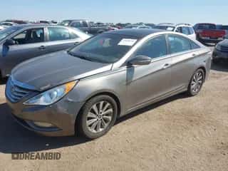 ✅ 2014 Hyundai Sonata SE • VIN: 5NPEC4AC1EH887356 • Лот: 43028744. Размещён на IAAI с пробегом 218 379 миль миль. Получите бесплатный доступ к архиву аукционных продаж из США и посмотрите подробный отчёт об истории автомобиля на DreamBid. Изображение 2.