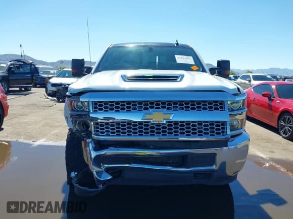 ✅ 2019 Chevrolet Silverado 2500HD LT • VIN: 1GC1KSEY0KF204158 • Lot: 43463207. Listed on IAAI with 131,658 mi. Free auction sales archive from the USA and detailed vehicle history report at DreamBid. Image 12.