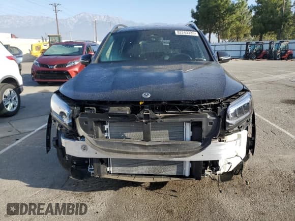 ✅ 2025 Mercedes-Benz GLB 250 • VIN: W1N4M4GB7SW400229 • Lot: 82243335. Listed on Copart with 1,205 mi. Free auction sales archive from the USA and detailed vehicle history report at DreamBid. Image 5.