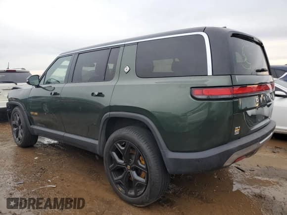 ✅ 2022 Rivian R1S Launch Edition • VIN: 7PDSGABLXNN002875 • Лот: 46298585. Опубликован ранее на Copart с пробегом Не указан. Бесплатный доступ к архиву аукционных продаж из США и подробный отчёт об истории автомобиля на DreamBid. Изображение 2.