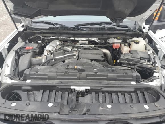 ✅ 2024 Chevrolet Silverado 2500HD Work Truck • VIN: 1GC4YLEY6RF191203 • Лот: 63859215. Опубликован ранее на Copart с пробегом 38 142 миль. Бесплатный доступ к архиву аукционных продаж из США и подробный отчёт об истории автомобиля на DreamBid. Изображение 11.