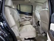 ✅ 2023 GMC Acadia Denali • VIN: 1GKKNXL48PZ172479 • Lot: 76422224. Wystawiony na Copart z przebiegiem 31 469 mil. Bezpłatny archiwum sprzedaży aukcyjnych z USA i szczegółowy raport historii pojazdu na DreamBid. Zdjęcie 11.