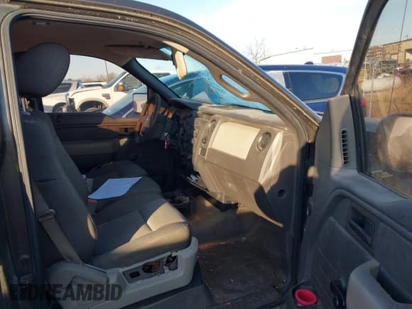 ✅ 2009 Ford F-150 XL • VIN: 1FTRF12W89KB47780 • Lot: 41720708. Listed on IAAI with 138,136 mi. Free auction sales archive from the USA and detailed vehicle history report at DreamBid. Image 5.