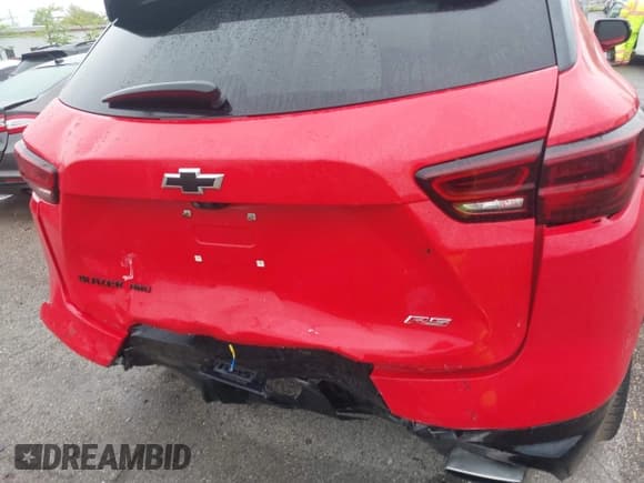 ✅ 2023 Chevrolet Blazer RS • VIN: 3GNKBKRS8PS155103 • Lot: 42231530. Listed on IAAI with 21,751 mi. Free auction sales archive from the USA and detailed vehicle history report at DreamBid. Image 17.