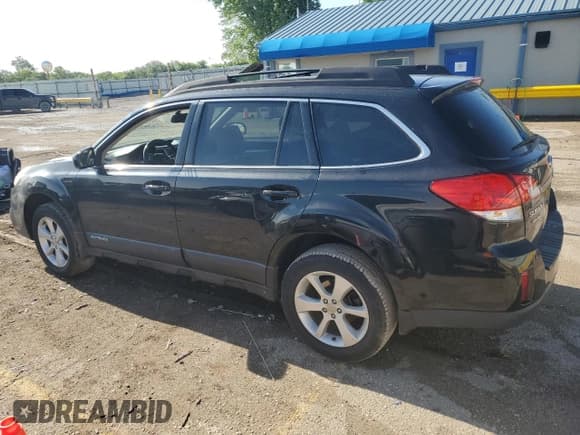 ✅ 2013 Subaru Outback Premium • VIN: 4S4BRBCC0D3317163 • Lot: 55112525. Listed on Copart with 177,822 mi. Free auction sales archive from the USA and detailed vehicle history report at DreamBid. Image 2.