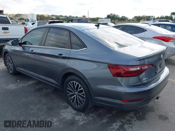 ✅ 2021 Volkswagen Jetta S • VIN: 3VWN57BU9MM022093 • Лот: 43524324. Опубликован ранее на IAAI с пробегом 96 884 миль. Бесплатный доступ к архиву аукционных продаж из США и подробный отчёт об истории автомобиля на DreamBid. Изображение 3.