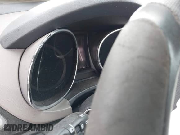 2015 Hyundai Santa Fe Limited with VIN KM8SR4HF0FU099804, listed as a IAAI auction lot 41575753 with 147,400 mi miles and . Bid and sale history available at DreamBid. Image 16.