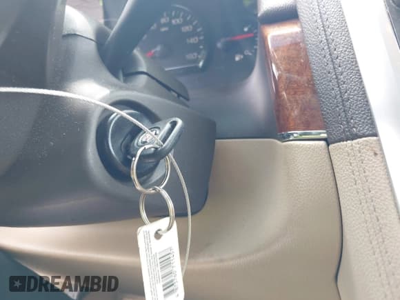 ✅ 2008 Cadillac SRX • VIN: 1GYEE63A280119057 • Lot: 42117952. Wystawiony na IAAI z przebiegiem 113 771 mil. Bezpłatny archiwum sprzedaży aukcyjnych z USA i szczegółowy raport historii pojazdu na DreamBid. Zdjęcie 11.