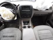 ✅ 2003 Ford Explorer XLS • VIN: 1FMZU72K23ZB43952 • Lot: 52150285. Listed on Copart with 161,828 mi. Free auction sales archive from the USA and detailed vehicle history report at DreamBid. Image 8.