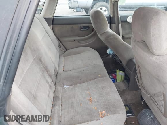 ✅ 2004 Subaru Legacy Outback • VIN: 4S3BH675247632503 • Lot: 41136598. Listed on IAAI with Not provided. Free auction sales archive from the USA and detailed vehicle history report at DreamBid. Image 8.