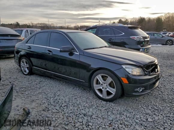 ✅ 2010 Mercedes-Benz C 300 Sport • VIN: WDDGF8BB6AR111245 • Lot: 95579515. Listed on Copart with 177,862 mi. Free auction sales archive from the USA and detailed vehicle history report at DreamBid. Image 4.
