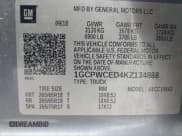 ✅ 2019 Chevrolet Silverado 1500 LT • VIN: 1GCPWCED4KZ134888 • Lot: 43114172. Wystawiony na IAAI z przebiegiem 77 993 mil. Bezpłatny archiwum sprzedaży aukcyjnych z USA i szczegółowy raport historii pojazdu na DreamBid. Zdjęcie 9.