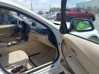 ✅ 2013 BMW 3 Series 328i • VIN: WBA3A5C57DF356539 • Лот: 42630536. Опубликован ранее на IAAI с пробегом 128 899 миль. Бесплатный доступ к архиву аукционных продаж из США и подробный отчёт об истории автомобиля на DreamBid. Изображение 5.