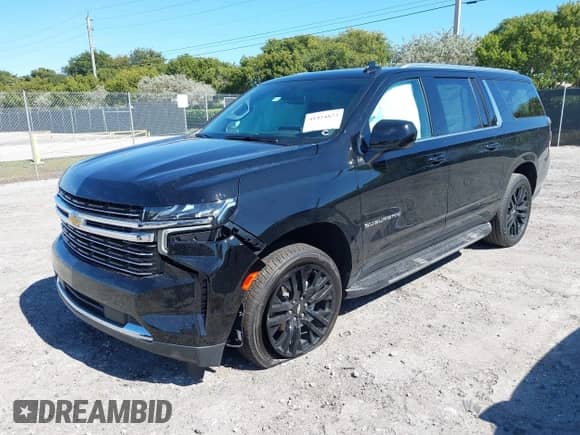 2024 Chevrolet Suburban LT z VIN 1GNSCCKD4RR392675, wystawiony jako IAAI lot #41424825 z przebiegiem 6 538 mil mil oraz . Historia ofert i sprzedaży dostępna na DreamBid. Obrazek 2.