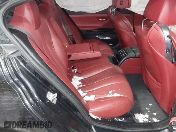 ✅ 2014 BMW 6 Series 650i xDrive • VIN: WBA6B4C56ED760482 • Lot: 41384990. Wystawiony na IAAI z przebiegiem 64 863 mil. Bezpłatny archiwum sprzedaży aukcyjnych z USA i szczegółowy raport historii pojazdu na DreamBid. Zdjęcie 8.