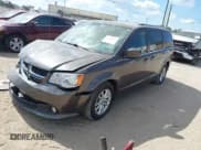 ✅ 2019 Dodge Grand Caravan SXT • VIN: 2C4RDGCG6KR800131 • Lot: 43458361. Wystawiony na IAAI z przebiegiem 101 394 mil. Bezpłatny archiwum sprzedaży aukcyjnych z USA i szczegółowy raport historii pojazdu na DreamBid. Zdjęcie 18.