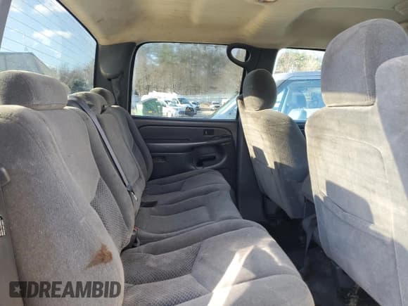 ✅ 2006 Chevrolet Silverado 2500HD LT1 • VIN: 1GCHK23D16F196835 • Lot: 42248305. Wystawiony na Copart z przebiegiem 309 447 mil. Bezpłatny archiwum sprzedaży aukcyjnych z USA i szczegółowy raport historii pojazdu na DreamBid. Zdjęcie 10.