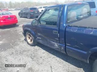 ✅ 2003 Chevrolet S-10 LS • VIN: 1GCCS14X138277217 • Лот: 42044309. Опубликован ранее на IAAI с пробегом 66 632 миль. Бесплатный доступ к архиву аукционных продаж из США и подробный отчёт об истории автомобиля на DreamBid. Изображение 6.