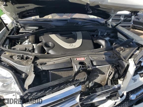 ✅ 2012 Mercedes-Benz GL 550 • VIN: 4JGBF8GE7CA765773 • Lot: 79742504. Listed on Copart with 47,557 mi. Free auction sales archive from the USA and detailed vehicle history report at DreamBid. Image 11.