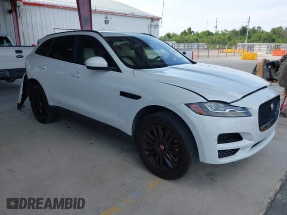 ✅ 2018 Jaguar F-Pace 30t Prestige • VIN: SADCK2GX4JA296422 • Лот: 43116923. Опубликован ранее на IAAI с пробегом 97 899 миль. Бесплатный доступ к архиву аукционных продаж из США и подробный отчёт об истории автомобиля на DreamBid. Изображение 1.