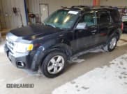 ✅ 2010 Ford Escape XLT • VIN: 1FMCU9DG5AKD05394 • Лот: 82239075. Опубликован ранее на Copart с пробегом 181 559 миль. Бесплатный доступ к архиву аукционных продаж из США и подробный отчёт об истории автомобиля на DreamBid. Изображение 1.