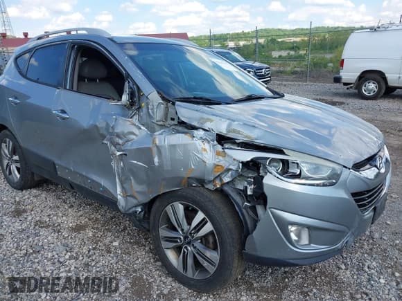 ✅ 2014 Hyundai Tucson SE • VIN: KM8JUCAG2EU932377 • Lot: 42246199. Wystawiony na IAAI z przebiegiem 157 745 mil. Bezpłatny archiwum sprzedaży aukcyjnych z USA i szczegółowy raport historii pojazdu na DreamBid. Zdjęcie 6.