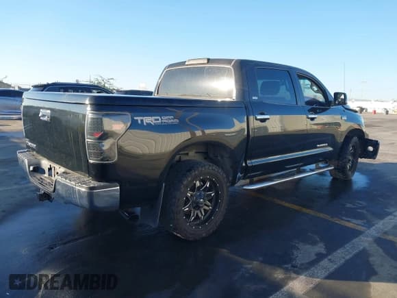 ✅ 2010 Toyota Tundra • VIN: 5TFEY5F10AX084650 • Lot: 40869147. Listed on IAAI with Not provided. Free auction sales archive from the USA and detailed vehicle history report at DreamBid. Image 4.