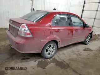 2011 Chevrolet Aveo 1LT z VIN KL1TD5DE1BB118450, wystawiony jako Copart lot #42160105 z przebiegiem 99 326 mil mil oraz Szkoda całkowita • Salvage title. Historia ofert i sprzedaży dostępna na DreamBid. Obrazek 3.