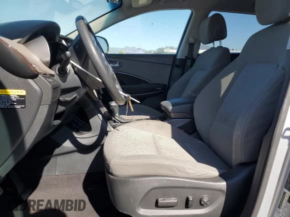 ✅ 2017 Hyundai Santa Fe SE • VIN: KM8SM4HF0HU206254 • Лот: 86281245. Опубликован ранее на Copart с пробегом 127 186 миль. Бесплатный доступ к архиву аукционных продаж из США и подробный отчёт об истории автомобиля на DreamBid. Изображение 7.