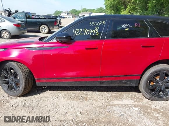 ✅ 2022 Land Rover Range Rover Velar R-Dynamic S • VIN: SALYT2EX1NA330073 • Лот: 42290493. Опубликован ранее на IAAI с пробегом 41 312 миль. Бесплатный доступ к архиву аукционных продаж из США и подробный отчёт об истории автомобиля на DreamBid. Изображение 14.