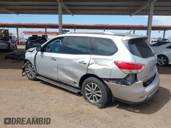 ✅ 2014 Nissan Pathfinder SL • VIN: 5N1AR2MN9EC664858 • Lot: 39286445. Listed on IAAI with 119,074 mi. Free auction sales archive from the USA and detailed vehicle history report at DreamBid. Image 3.