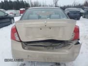 ✅ 2008 Suzuki Forenza • VIN: KL5JD56ZX8K734808 • Lot: 82396564. Listed on Copart with 105,092 mi. Free auction sales archive from the USA and detailed vehicle history report at DreamBid. Image 6.