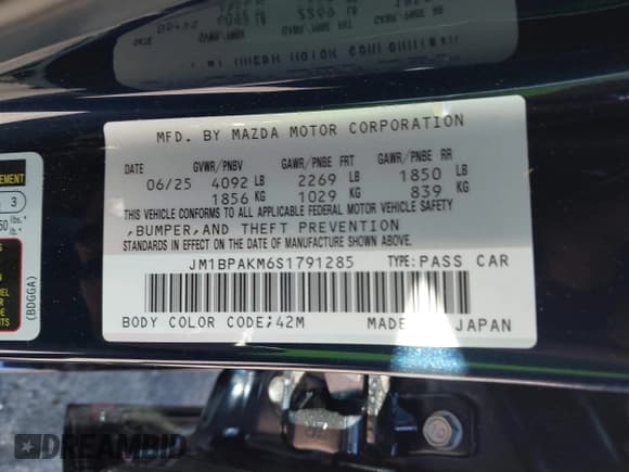 ✅ 2025 Mazda 3 S Select Sport • VIN: JM1BPAKM6S1791285 • Lot: 43482823. Listed on IAAI with 327 mi. Free auction sales archive from the USA and detailed vehicle history report at DreamBid. Image 9.