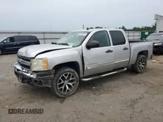 2010 Chevrolet Silverado 1500 LS z VIN 3GCRKREA3AG101196, wystawiony jako Copart lot #67406265 z przebiegiem 163 224 mil mil oraz Szkoda całkowita • Salvage title. Historia ofert i sprzedaży dostępna na DreamBid. Obrazek 1.