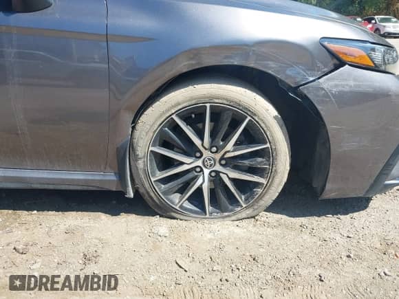 2022 Toyota Camry SE с VIN 4T1G11BK7NU065066, выставлен на аукционе IAAI как лот 43123616 с пробегом 37 526 миль миль и . История ставок и продаж доступна на DreamBid. Изображение 17.