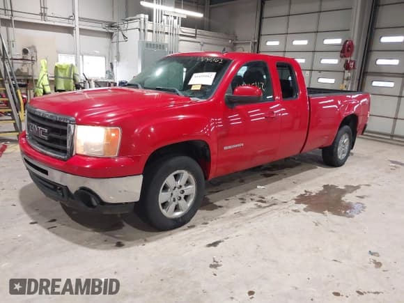 ✅ 2010 GMC Sierra 1500 • VIN: 1GTSKWE04AZ293560 • Лот: 41435162. Опубликован ранее на IAAI с пробегом 54 465 миль. Бесплатный доступ к архиву аукционных продаж из США и подробный отчёт об истории автомобиля на DreamBid. Изображение 17.