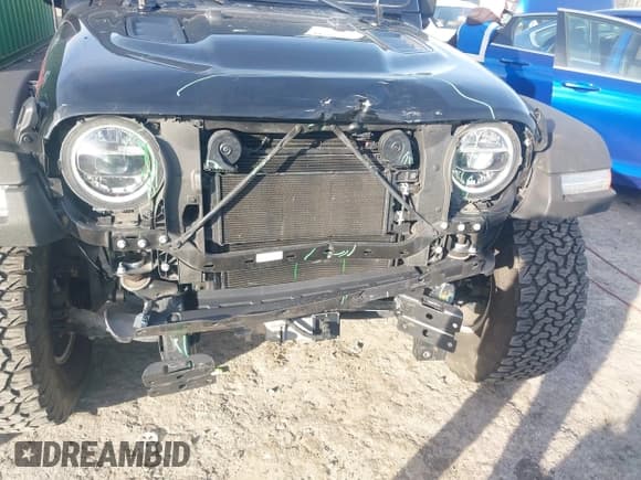 ✅ 2022 Jeep Wrangler Unlimited Rubicon • VIN: 1C4JJXFG9NW264028 • Lot: 41565380. Listed on IAAI with 34,503 mi. Free auction sales archive from the USA and detailed vehicle history report at DreamBid. Image 6.