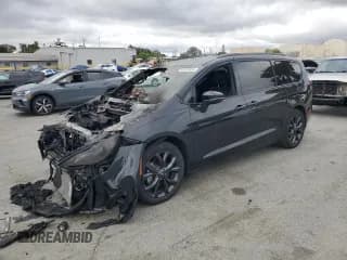 ✅ 2020 Chrysler Pacifica Limited • VIN: 2C4RC1GG2LR286497 • Лот: 80309935. Опубликован ранее на Copart с пробегом Не указан. Бесплатный доступ к архиву аукционных продаж из США и подробный отчёт об истории автомобиля на DreamBid. Изображение 1.