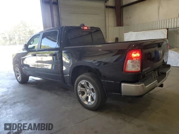 ✅ 2023 Ram 1500 Big Horn • VIN: 1C6RRFFG8PN591459 • Лот: 82442845. Опубликован ранее на Copart с пробегом Не указан. Бесплатный доступ к архиву аукционных продаж из США и подробный отчёт об истории автомобиля на DreamBid. Изображение 2.